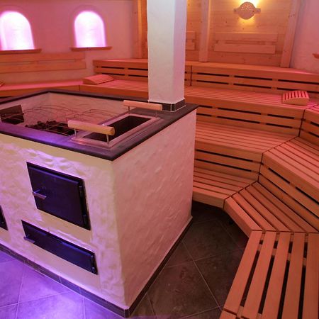 Hotel Thermana Park Lasko**** Superior Екстер'єр фото