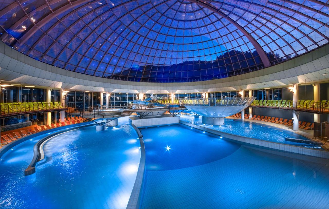 Hotel Thermana Park Lasko**** Superior Екстер'єр фото