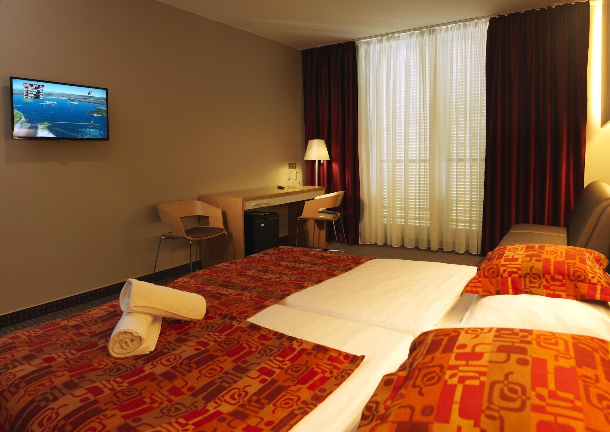 Hotel Thermana Park Lasko**** Superior Екстер'єр фото