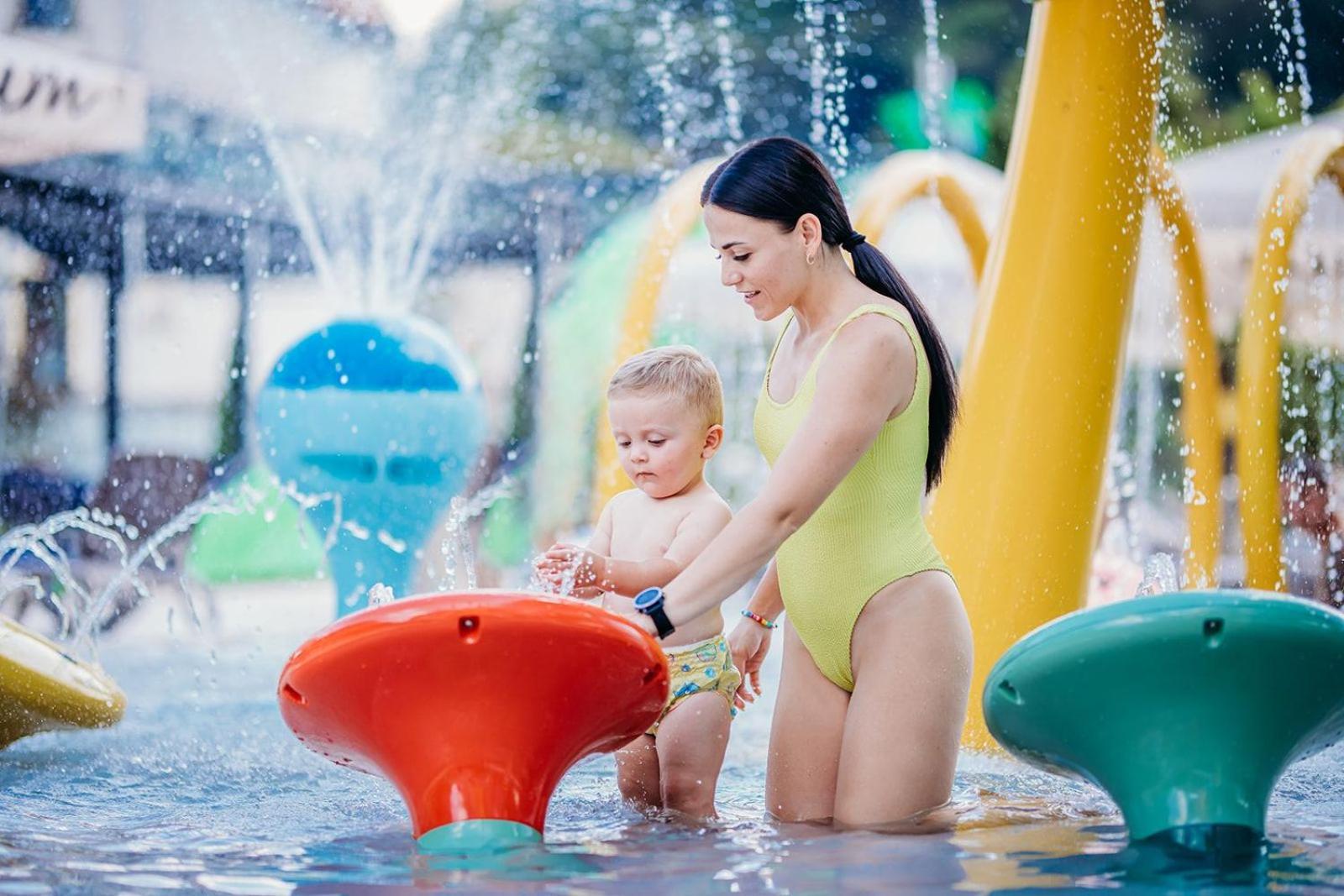Hotel Thermana Park Lasko**** Superior Екстер'єр фото