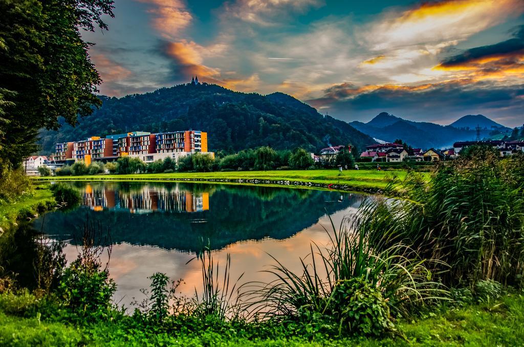 Hotel Thermana Park Lasko**** Superior Екстер'єр фото