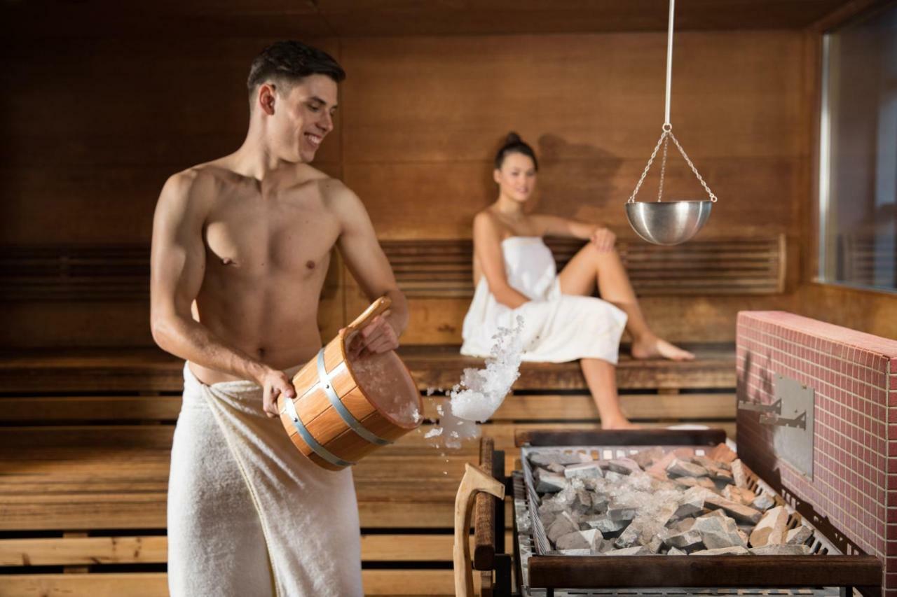 Hotel Thermana Park Lasko**** Superior Екстер'єр фото